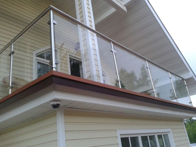 Стеклянные ограждения для балконов